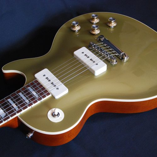 Guitare électrique type Les Paul gold top fabriquée par le luthier Yohann Koch