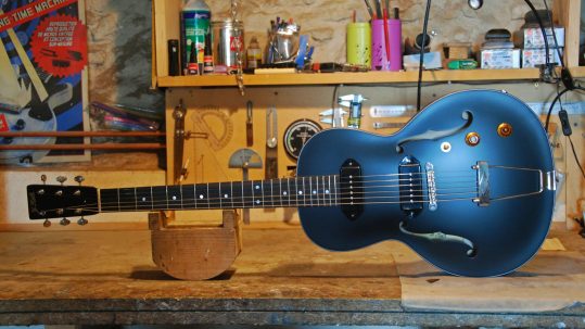 p90 hollow body guitar