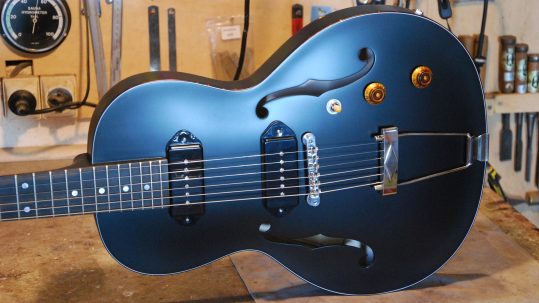 guitare archtop parlor du luthier Yohann Koch